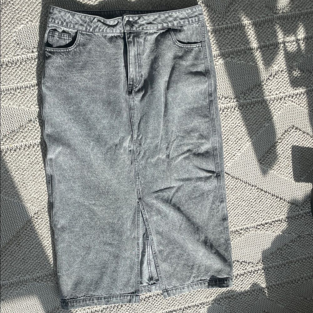Gray Denim Women's Skirt with front slit